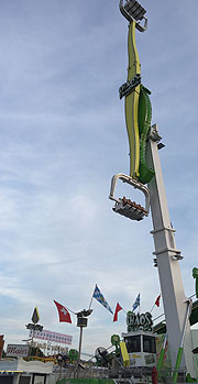 Chaos Pendel auf der Okoberfest-Baustelle (©Foto:Martin Schmitz)